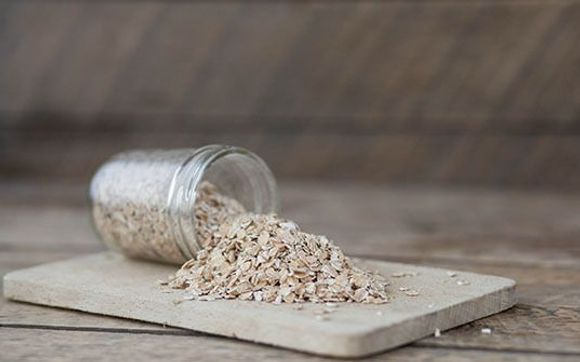 ORGANIC RAW ROLLED OATS by Aurora Mills & Farms