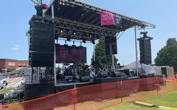 providing Stages, Sound lighting Videowall by QUIETSTORM Sound and ...