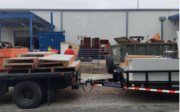 Deconstruction/Soft Strip/Salvage by Select Deconstruction & Demolition