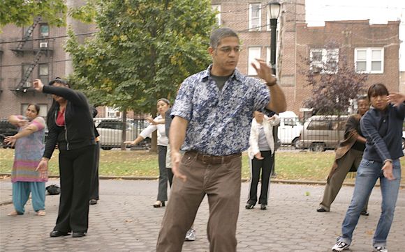 Online Tai Chi Classes by Laughing River