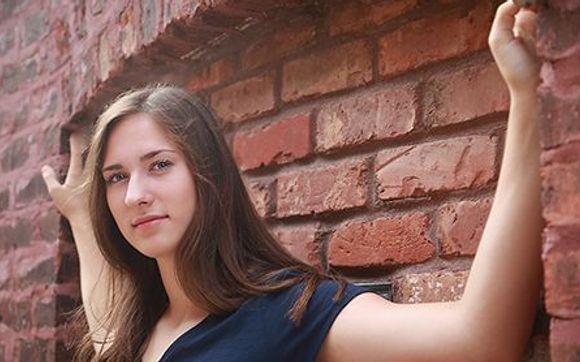 School & Senior Portraits i Omaha Nebraska by M.J.B. Photography Studio