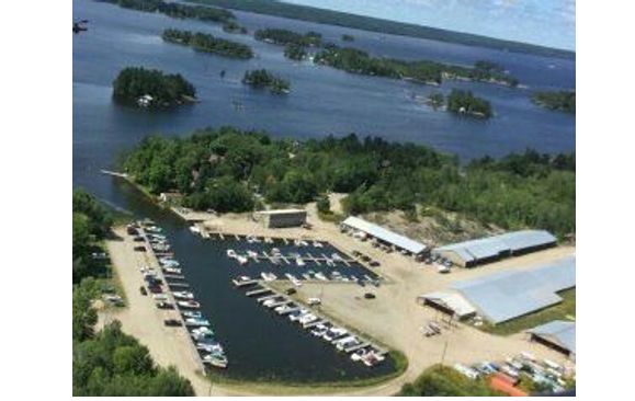 Full service marina ,boat dockage, storage, sales and service by Hunters Bay Marine Ltd.