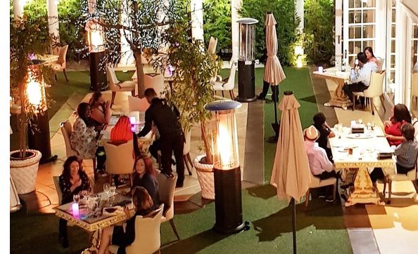 Outdoor Dining by White House Restaurant