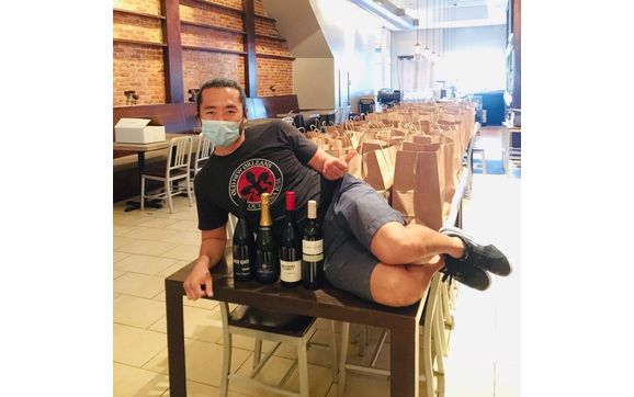 6ft Wine Club Monthly Membership by 6ft Wine Club