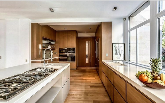 Kitchen Design by Entessar Interiors