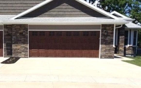 3124 Magnolia Lane, Burlington, IA  52601 by Zager Realty