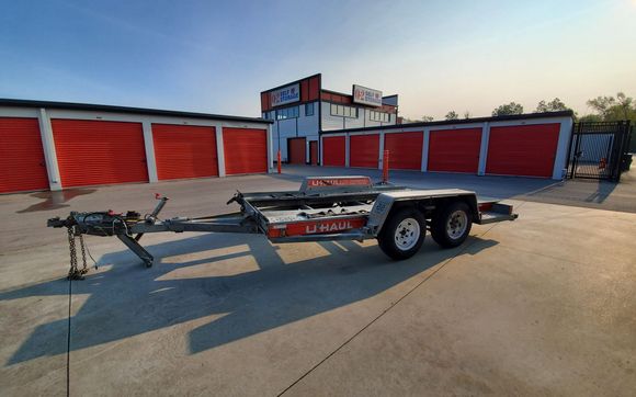 Car/RV/Boat/Truck Storage by Q2 Self Storage Paramount