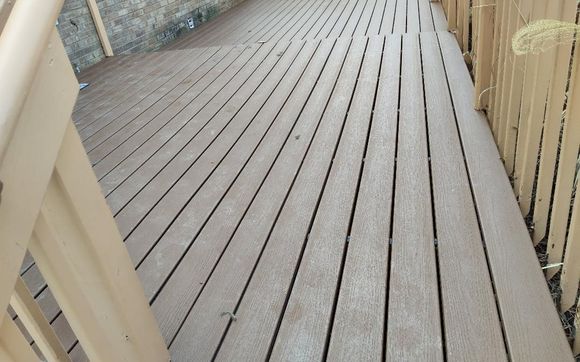 Deck Cleaning by Lee's handyman Service