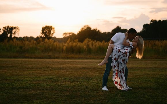 Engagement Photos by JDR Photography
