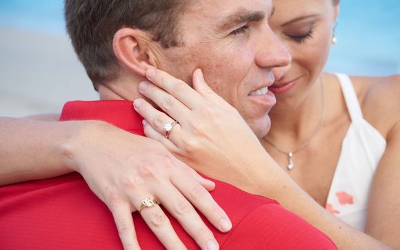 Engagement Photos by Robyn Barkley Photography of South Florida