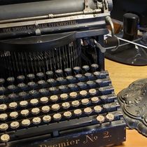 Writing Coaching by Lala Corriere, Author