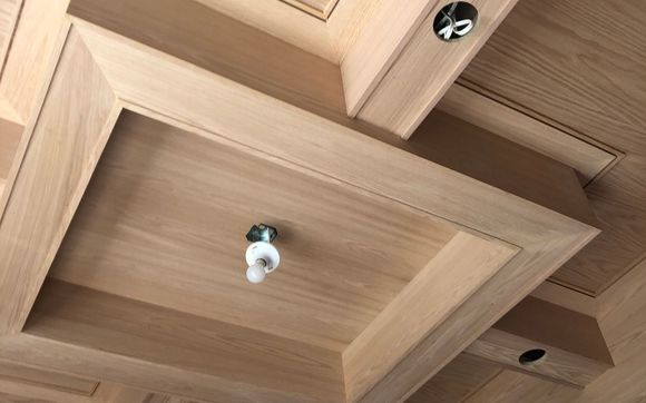 Finishing carpenter by Magic trim carpentry Corp.