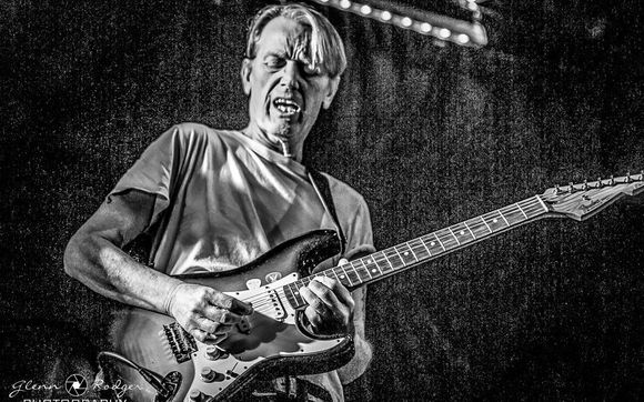 Shots by Shaw. Photo credit  by  Actor with Ritter talent agency 