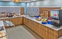 Dejeuner inclus by Holiday Inn Express & Suites Trois-Rivieres Ouest