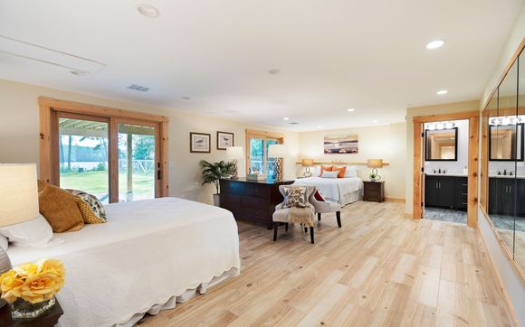 Home Staging by Waterfront Agent