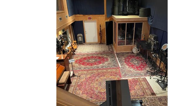 Recording Studio by Studio 609