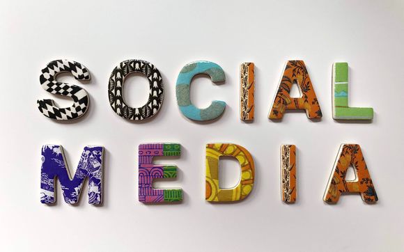 Social Media Marketing by Redesign to Align