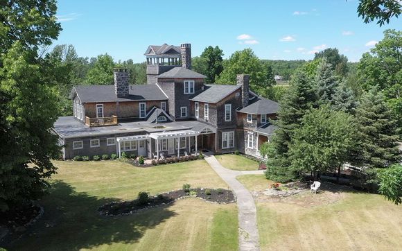 Thousand Island Hart House by Thousand Island Hart House