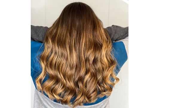 Highlights by stylish beauty boutique
