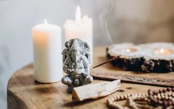 Private Clairvoyant "Spirit" Circles by Uniquely Meg - Medium