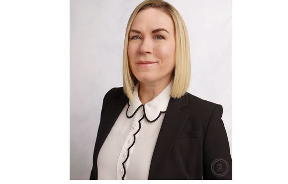 Headshot Photography by CS Photography