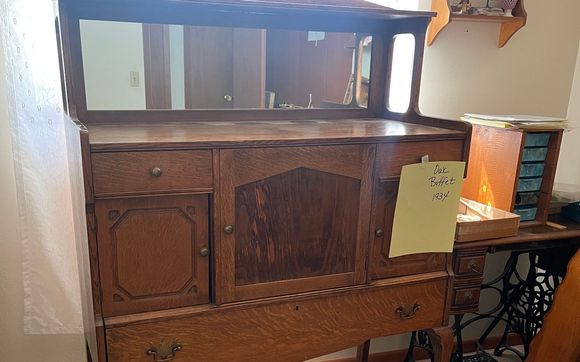 Antique Furniture by Doodads