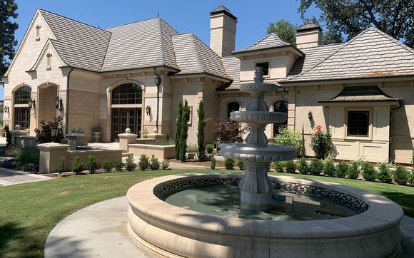 Residential Design by Robin’s House of Design/Robin’s Interiors