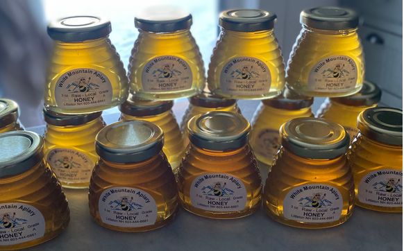 Honey wedding favors by White Mountain Apiary & Bee Farm