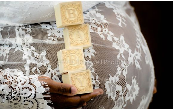Maternity Photo Shoots by Dominic Blackwell Photography