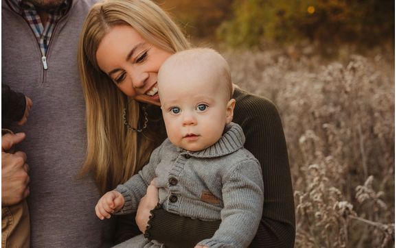 Portrait Photography by Roni Lee Photography