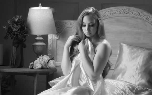 Boudoir Photography by Dennis Kelly Photography