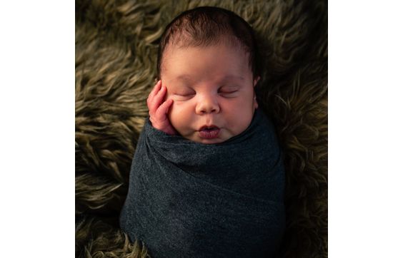 Newborn by Yarys Photography
