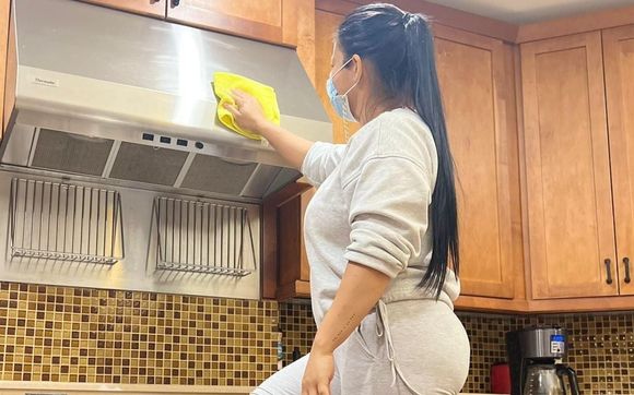 Deep Cleaning  by Emmari Cleaning Services LLC