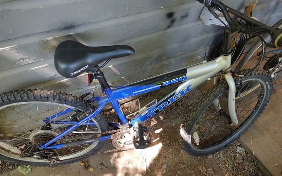 Minor bike repair by Grafe's Bike Drive
