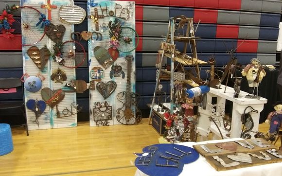 Sculptor by Marions Artsy Corner