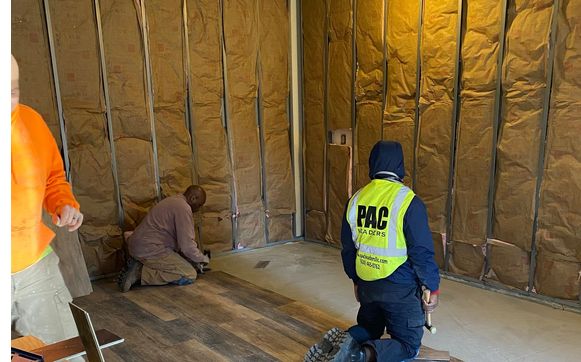 Laminate Flooring Installation by PAC Leaders