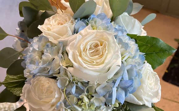 Wedding Bouquets by Pilot Point Florist