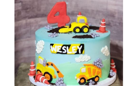 Birthday Cakes by Cup-n-Cake Creations by Natalie