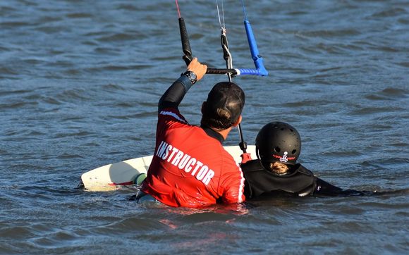 2 hour Discovery Lesson by SA Kitesurf Adventures