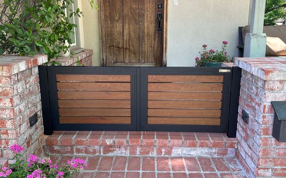 Gates, fences, pergolas, and railings  by Mulholland Brand