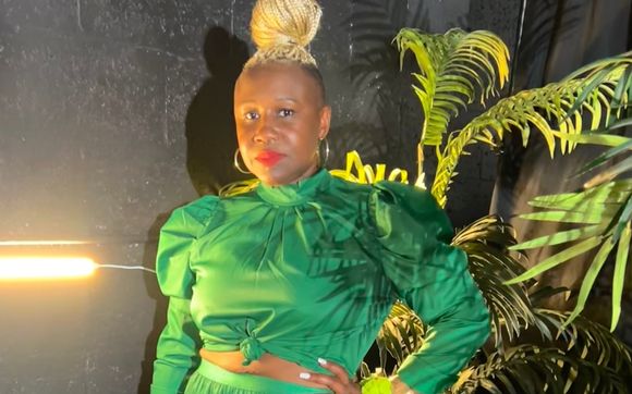 Mrs. Trendsetter. by Desires Boutique By Olimpia