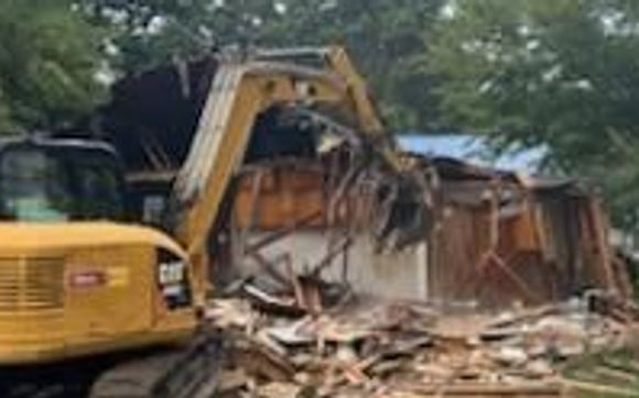 Debris Hauling by Dynasty Deconstruction