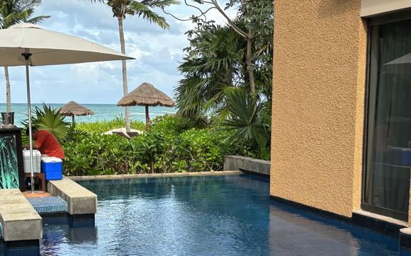 Hotel Reservations by Finding Paradise With Sue, an IC with Travelwize, a Virtuoso affliated Travel Agency