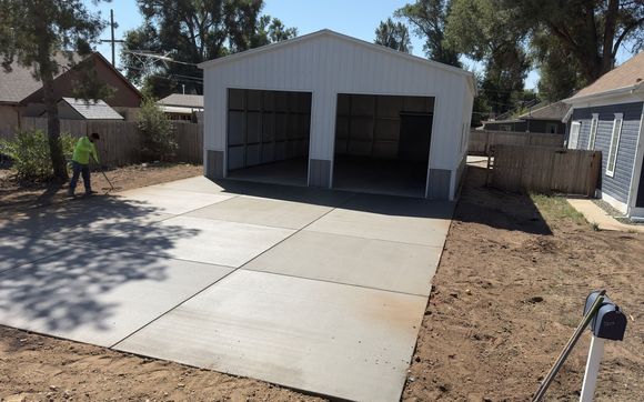 Driveways/aprons  by Cervantes Concrete LLC