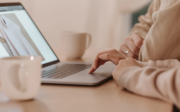 Video Course   www.bit.ly/VideoProCourse by Alex Puchulu    alexp@rovepestcontrol.com