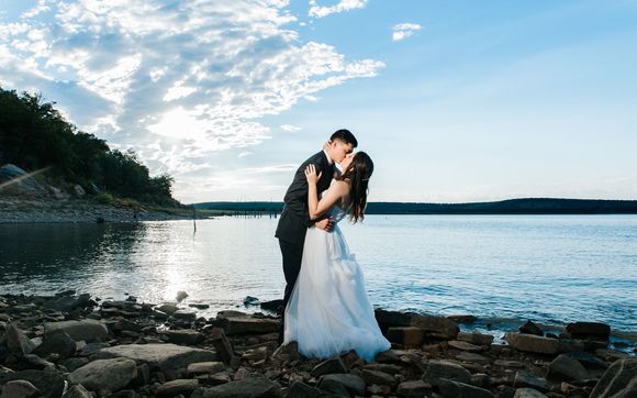 Luxury Wedding Photography by Doug & Ashley Photography LLC
