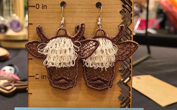 Embroidered earrings  by Tree's Top Creations