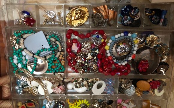 Antique Jewelry by Doodads