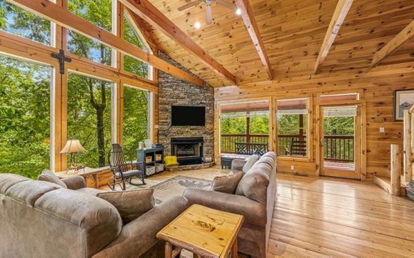 Above the Glades by cabin rentals of Galtinburg--Smoky Mtns