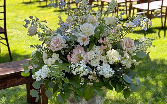 Wedding & Event Florist by The Enchanted Florist